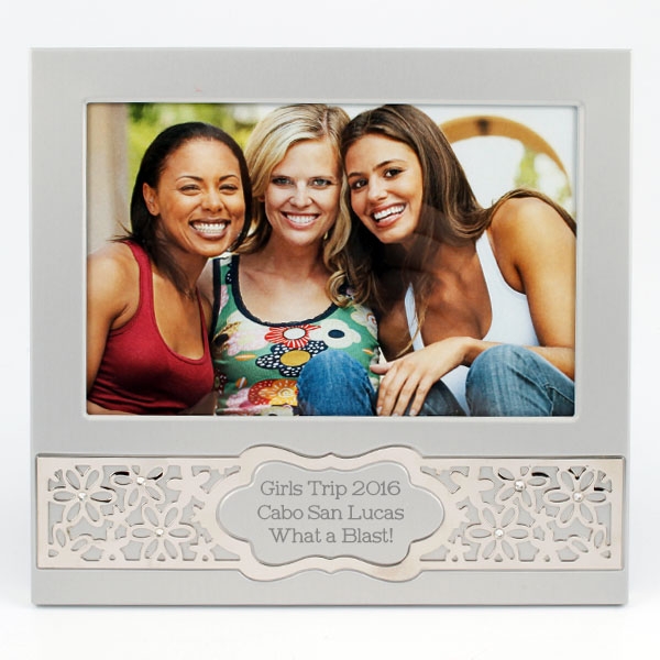 Band of Daisies Frame